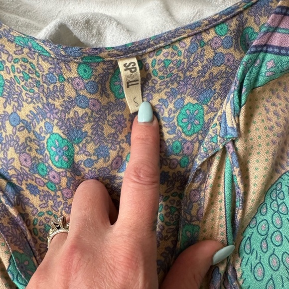 Spell Xanadu Gown UT - Picture 5 of 8